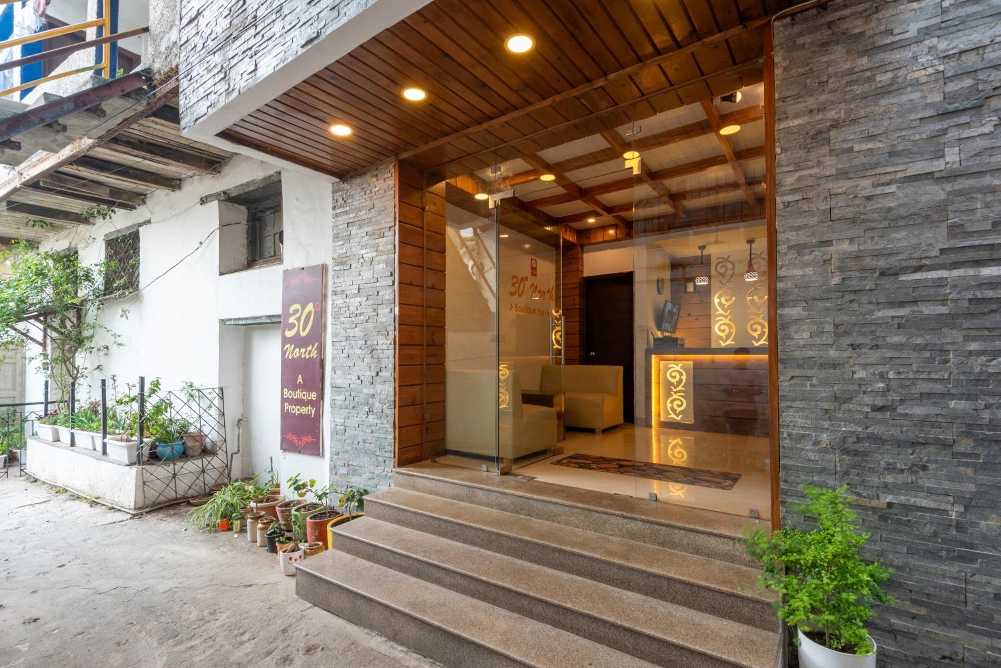 Hotel 30 Degree North Mussoorie Buitenkant foto